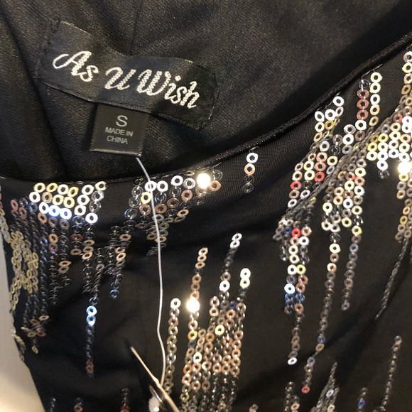 Sparkly Dress - Picture 3 of 4